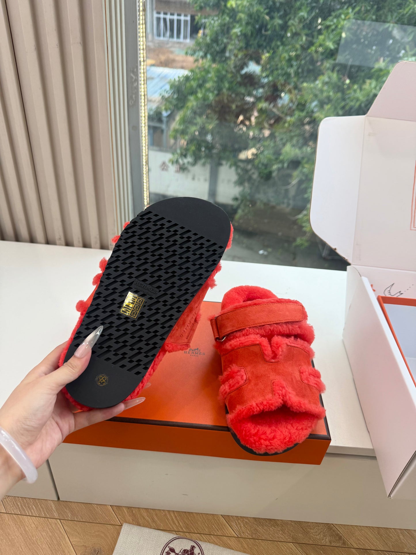 HM Chypre Sandals Orange Shearling Suede 967721