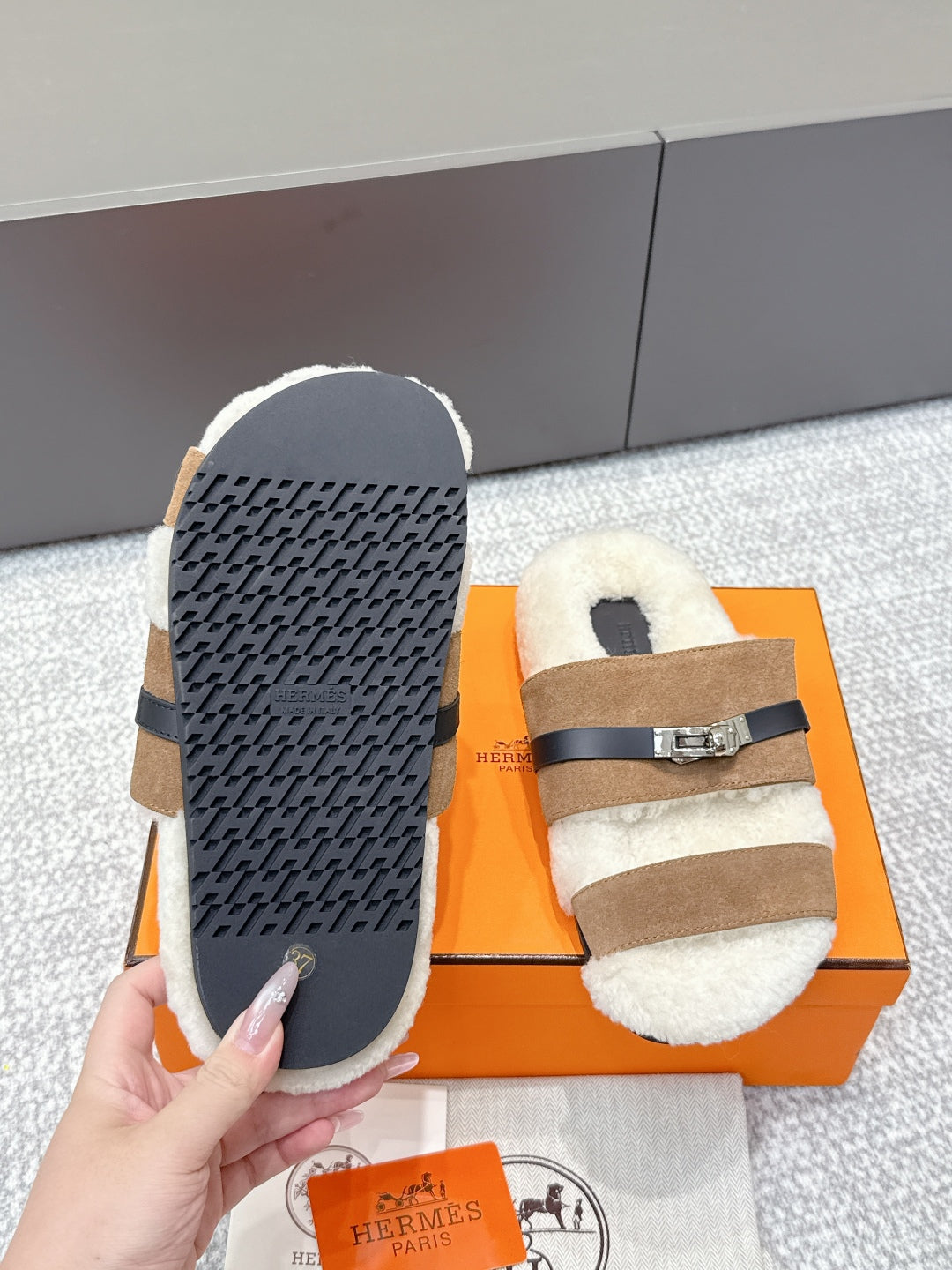 HM Kelly slippers Brown Cowhide Suede Fur 462203