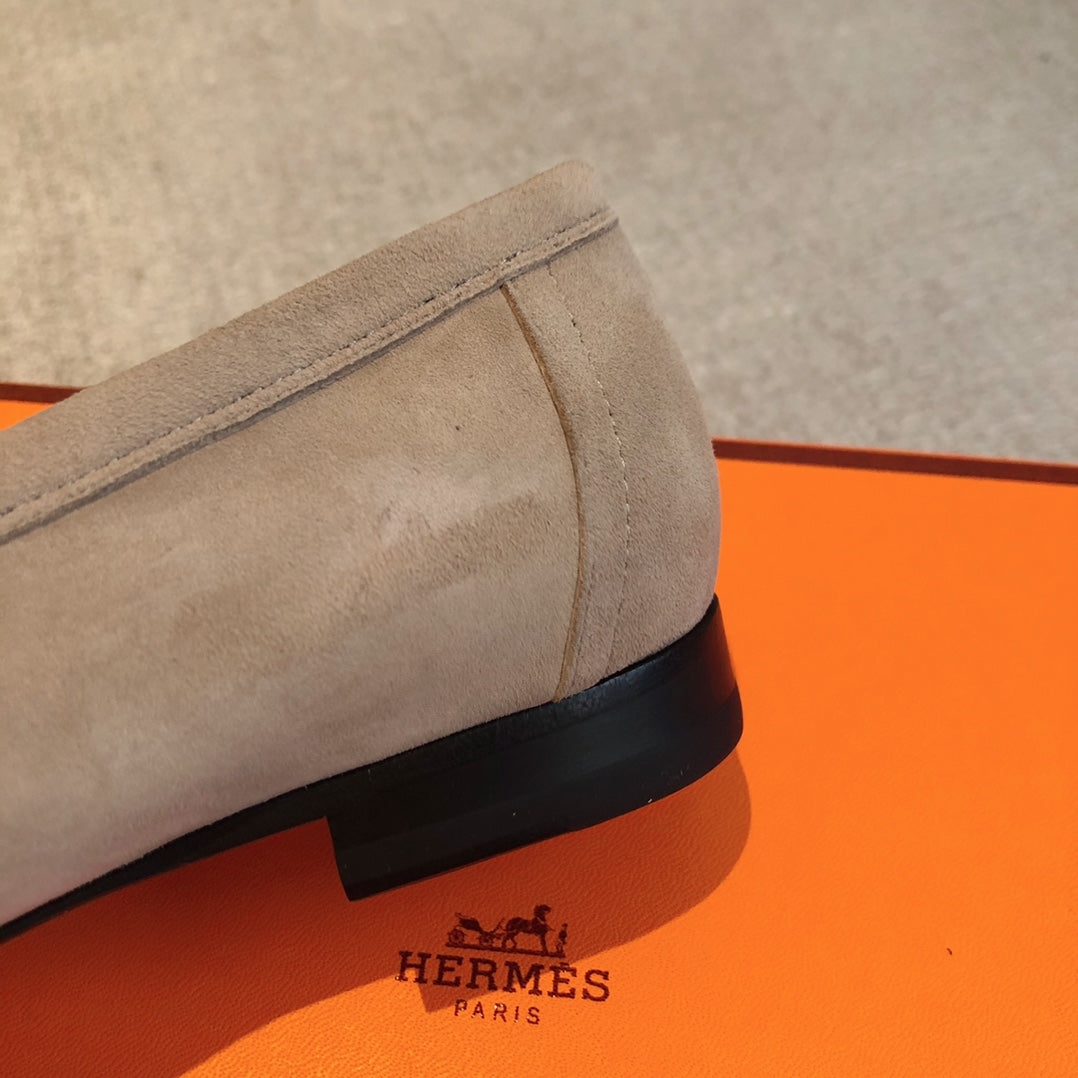 Royal Loafer Beige Suede Calfskin With Fringe Detail And Silver Signature Buckle 509436