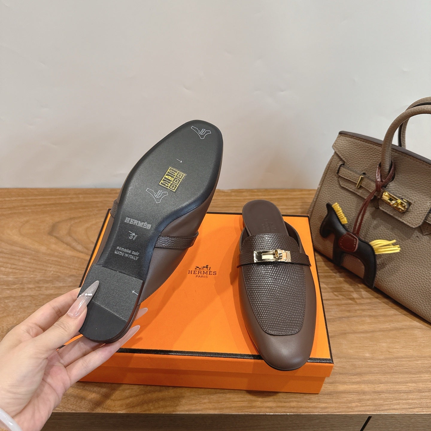HM 26s Oz Mule In Brown Chocolate Calfskin Gold Hardware
