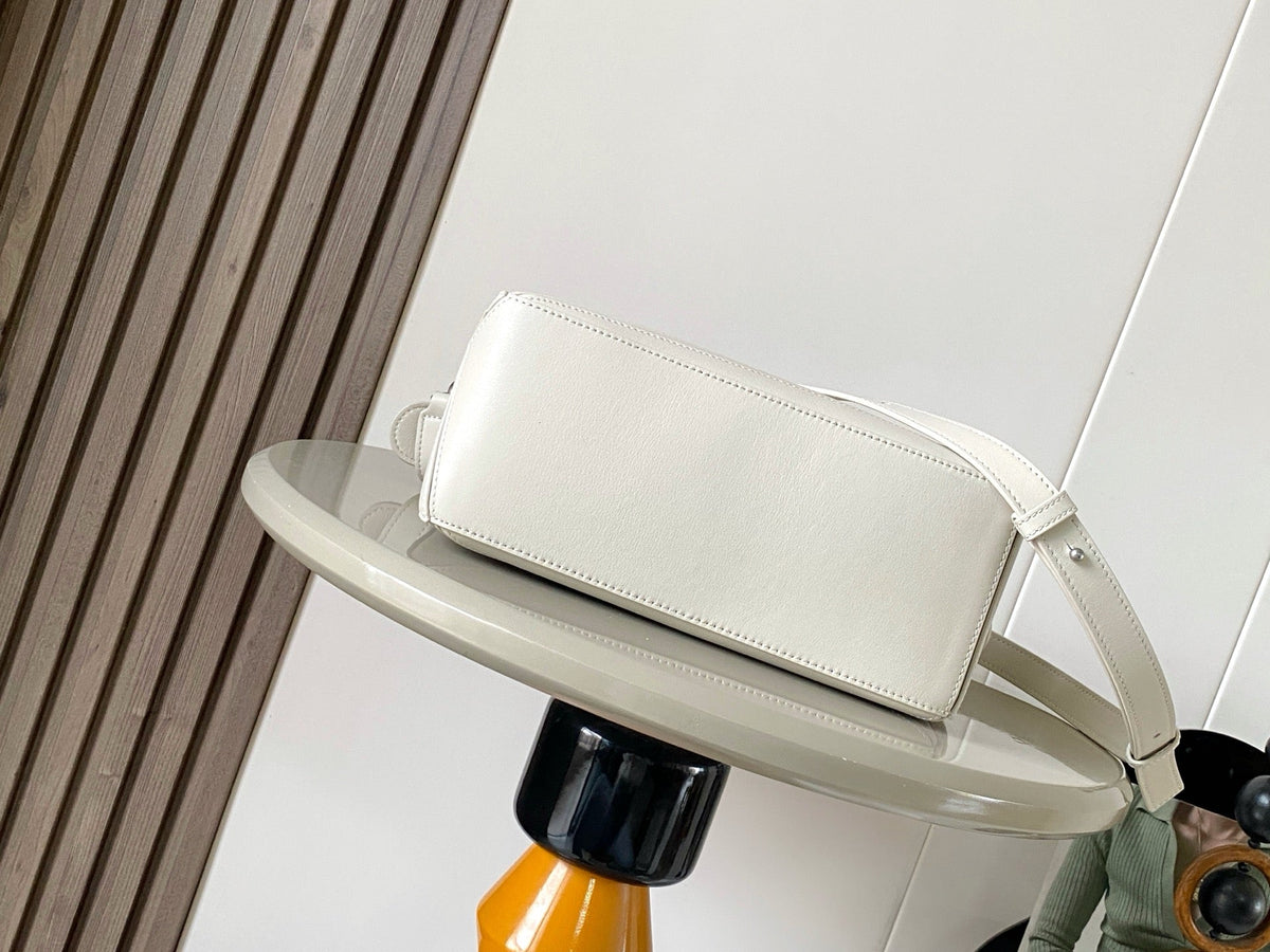 Loewe Panta Small Puzzle Bag 24cm White Glossy Calfskin