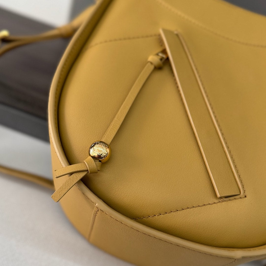 Loewe Hammock Slice Bag Golden-Brown Shiny Calfskin