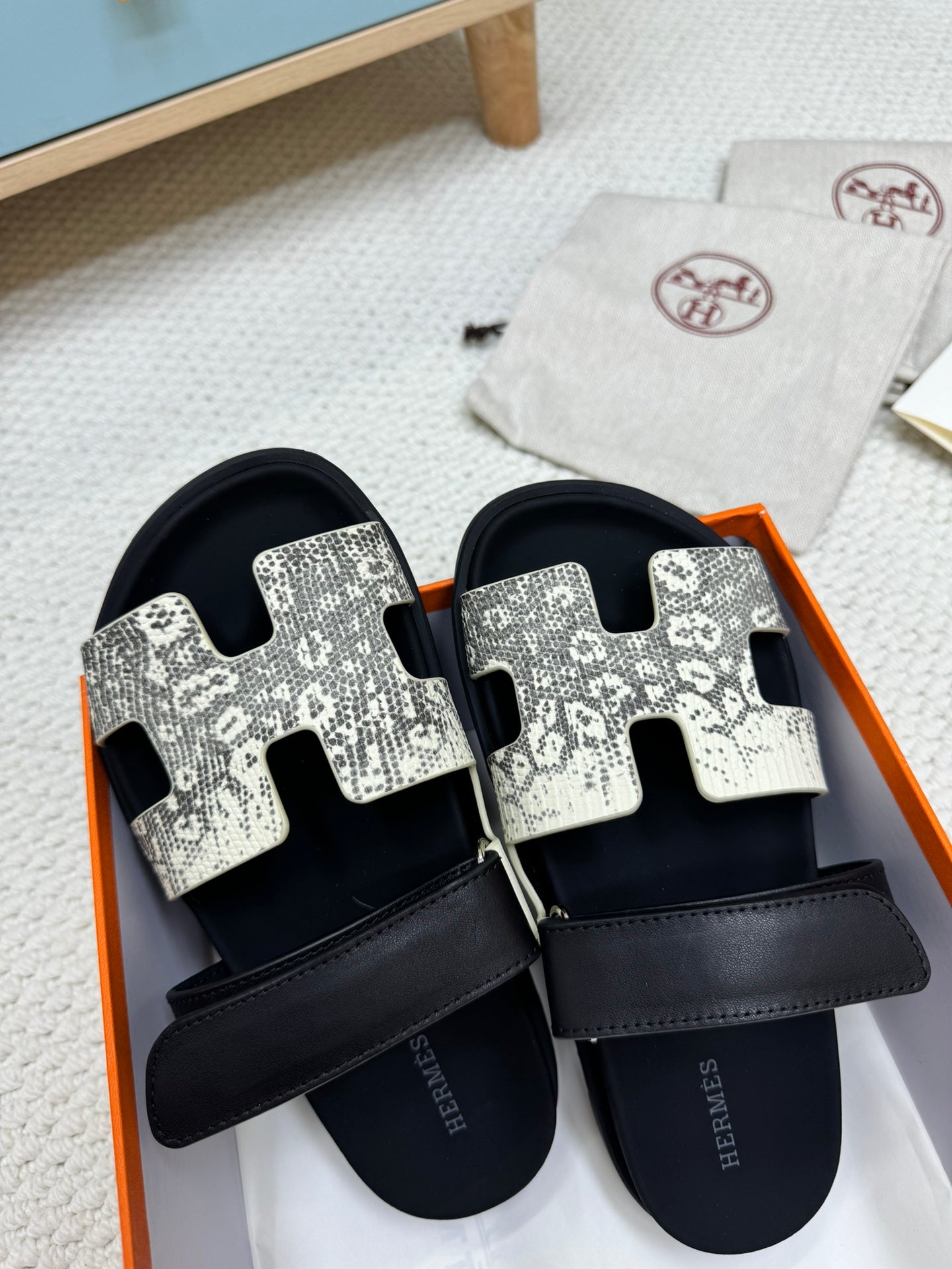 HM Chypre Sandal Black White Python Skin Pattern 618579