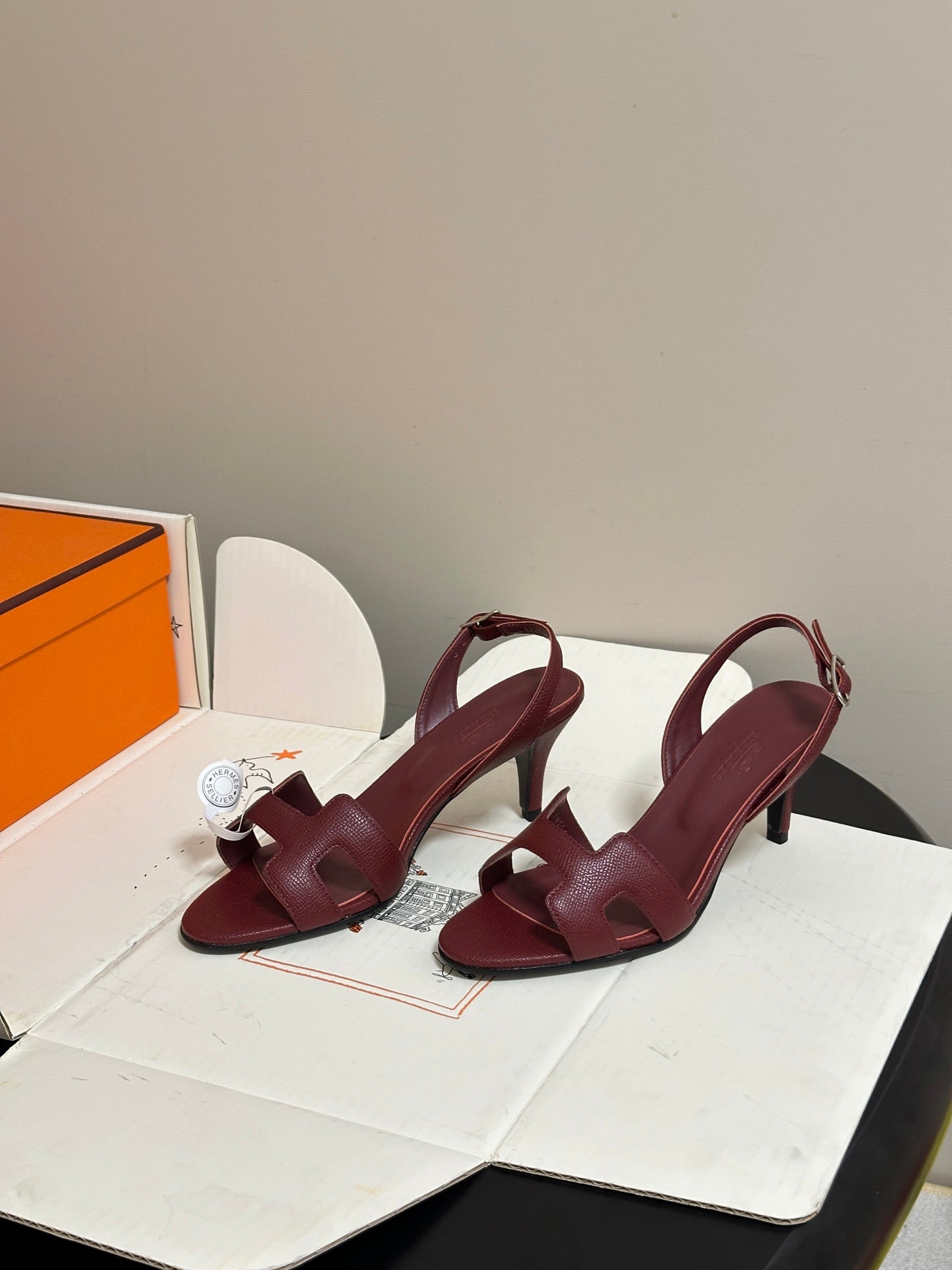 HM Holy Sandal Burgundy Cowhide 835008