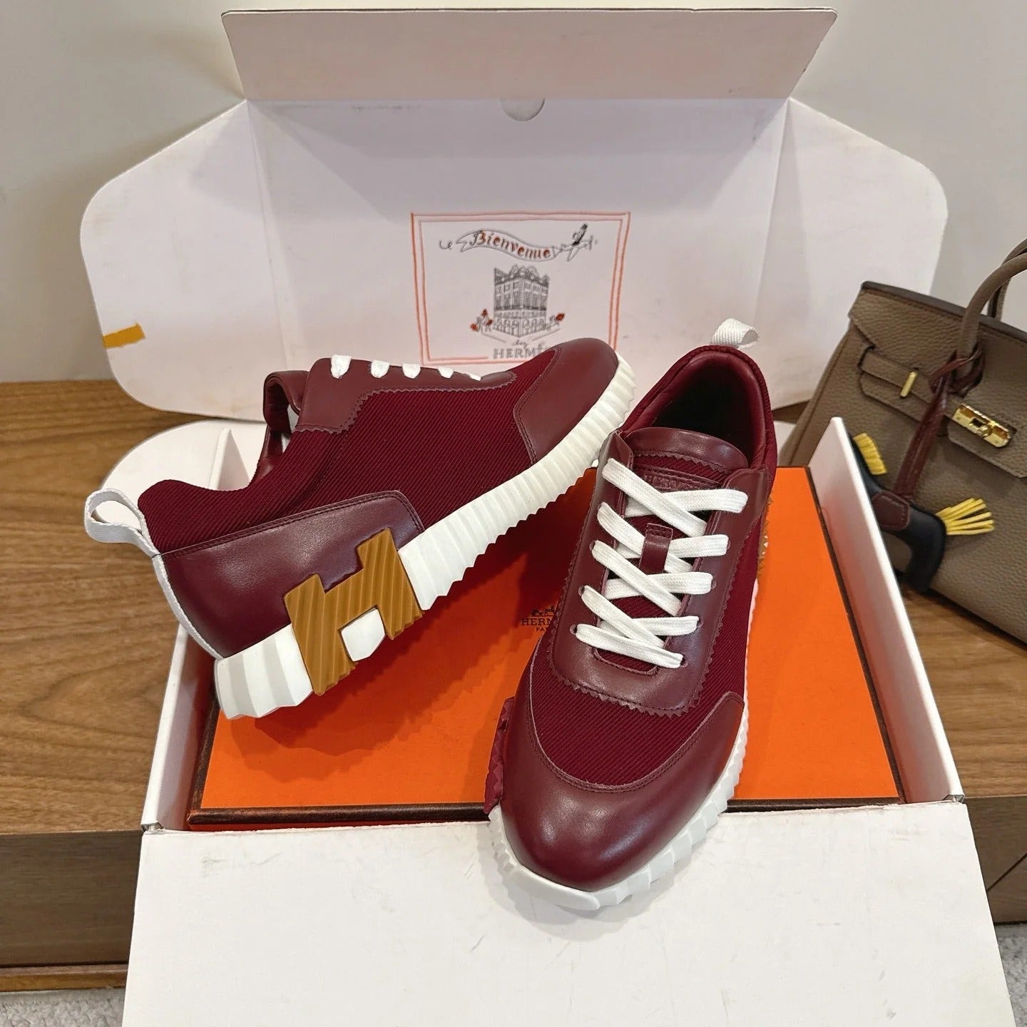 HM 26ss Sneakers Burgundy Leather 638577