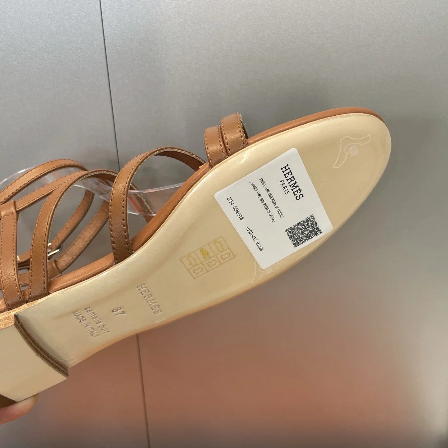 HM 26ss Kelly Sliver Buckle Sandals Brown Calfskin 607162