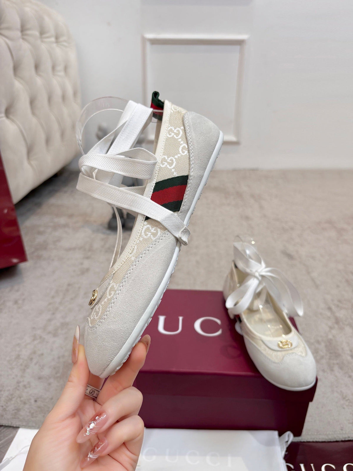 GG Lace-Up Ballet Flats White Canvas Suede 929236