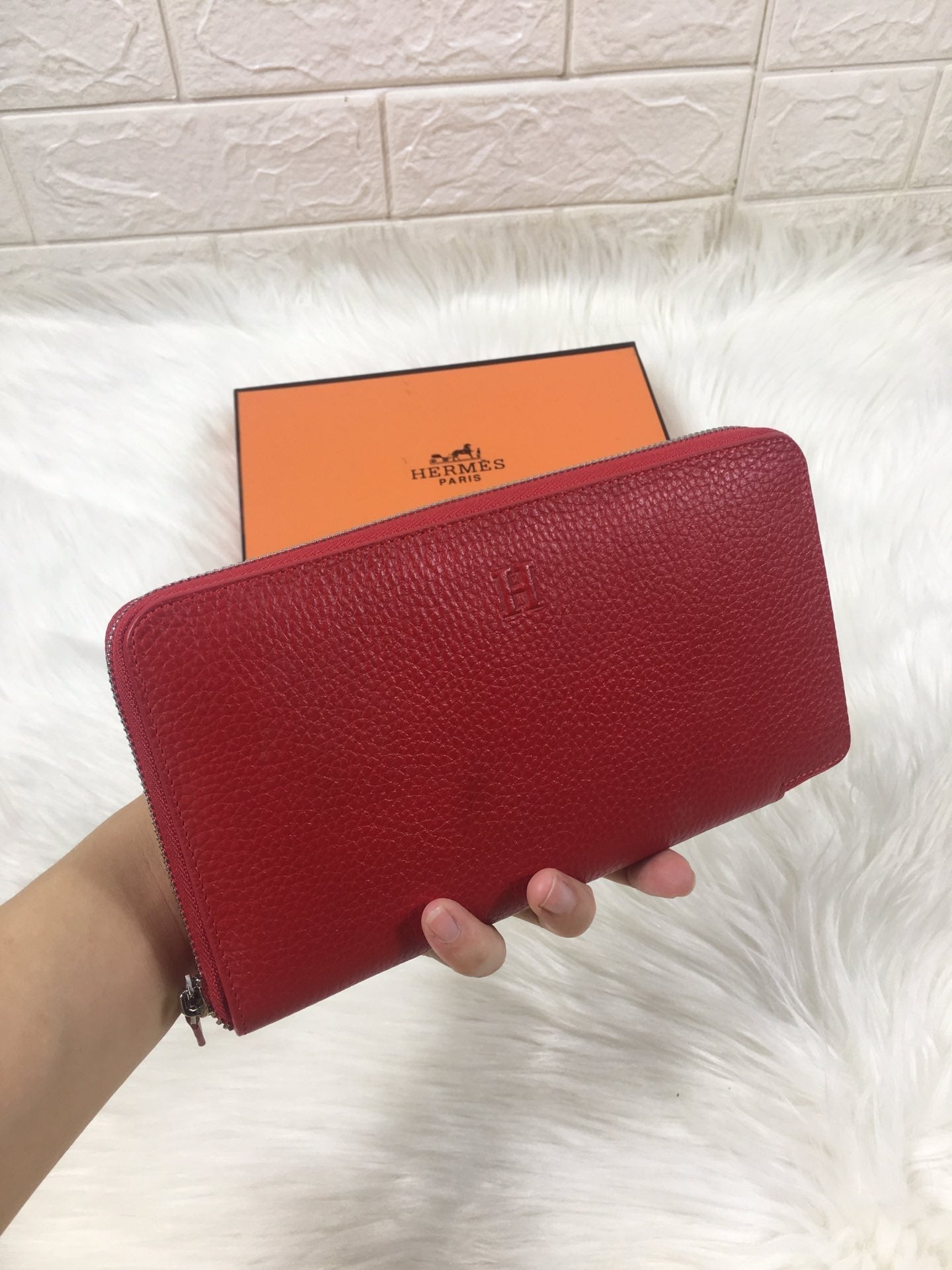 HM Silk'in Classic Wallet 20 Apple Grained Calfskin