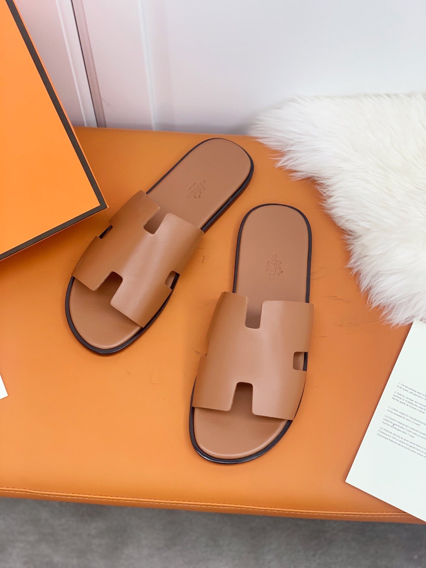 HM IZMIR SANDAL GOLD CALFSKIN