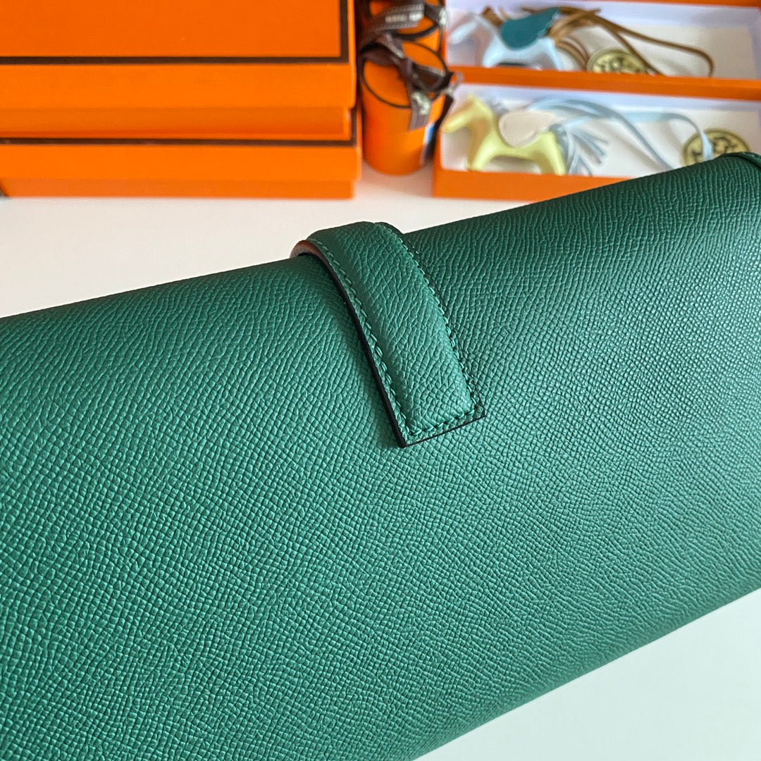HM Jige Elan 29 Clutch In Forest Green Calfskin (25 days of production)