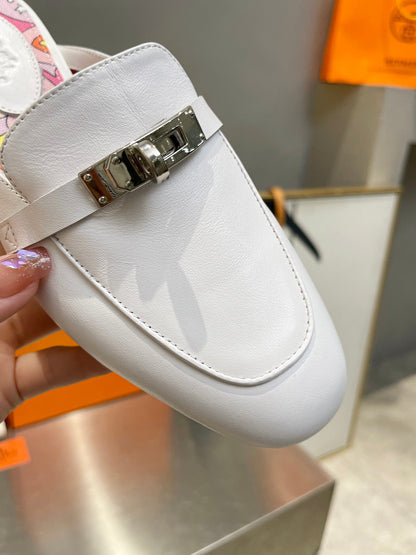 0Z MULE WHITE CALFSKIN WITH PATTERN