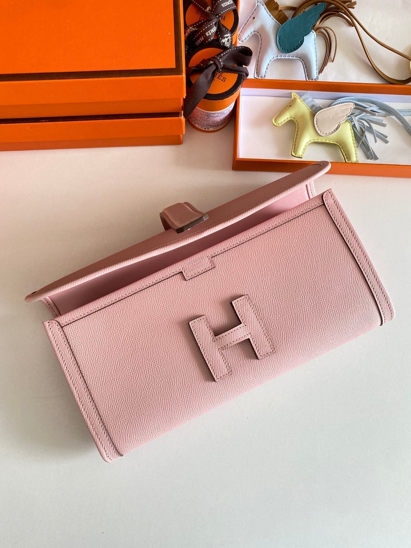 HM Jige Elan 29 Clutch In Crepe Pink Calfskin (25 days of production)