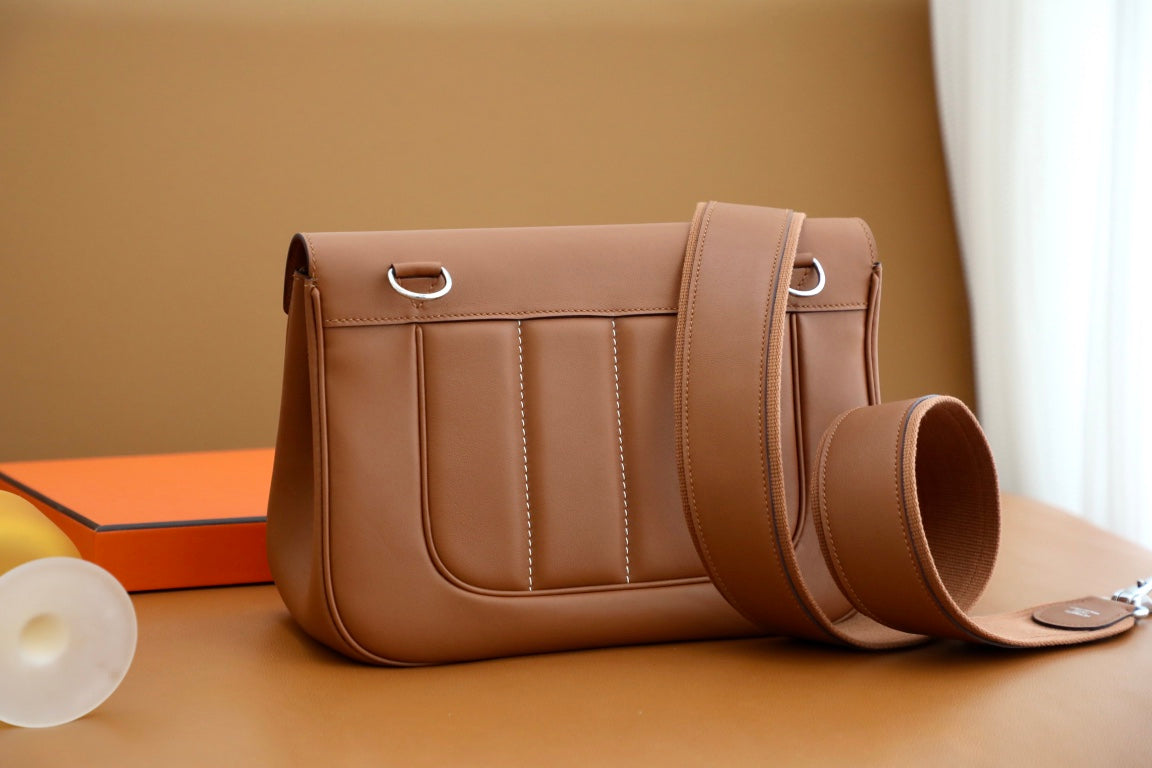 HM Berline Bag 28cm Brown Calfskin 284550 (Production time: 25 days)