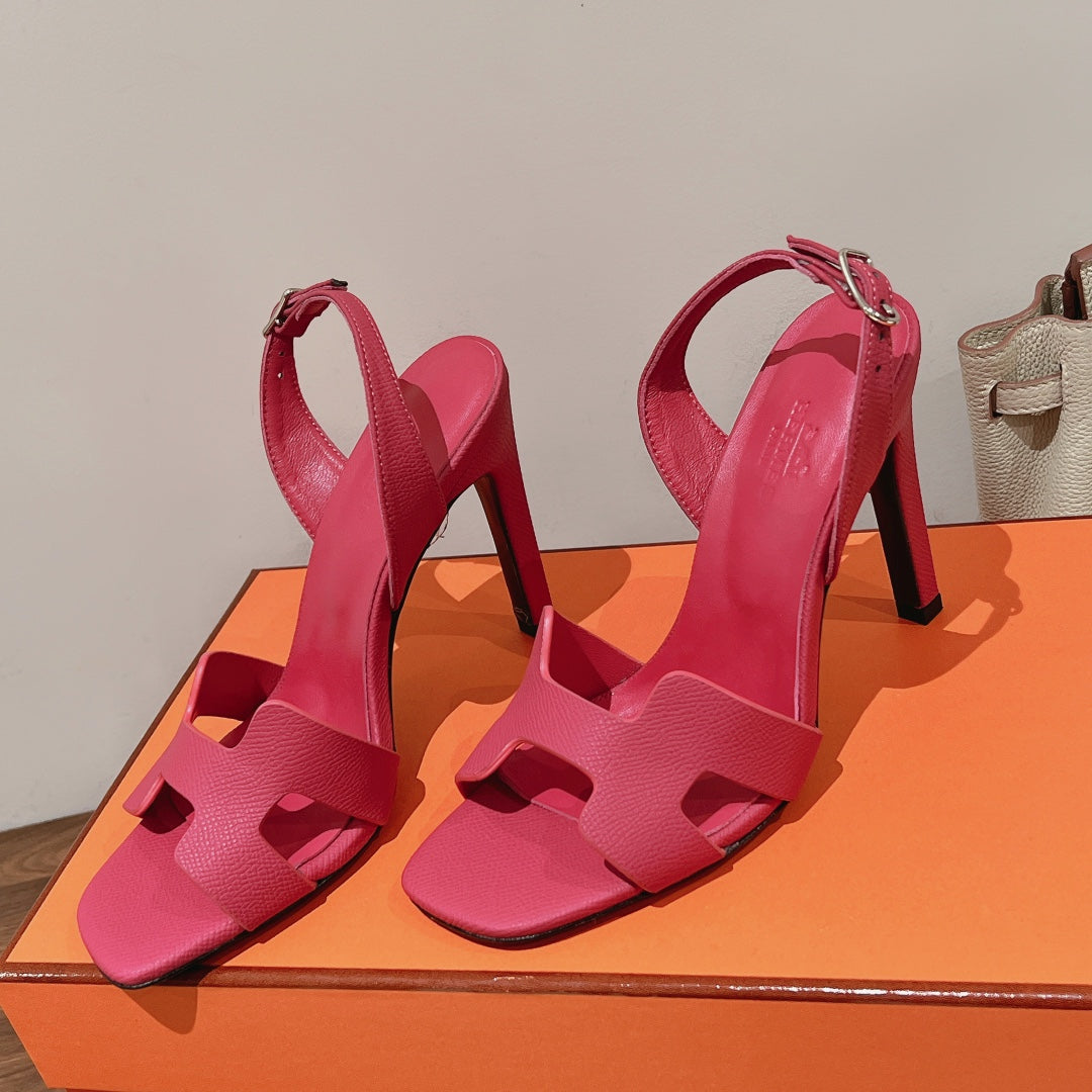HM Holy 105 Sandal In Bright Pink Grained Calfskin