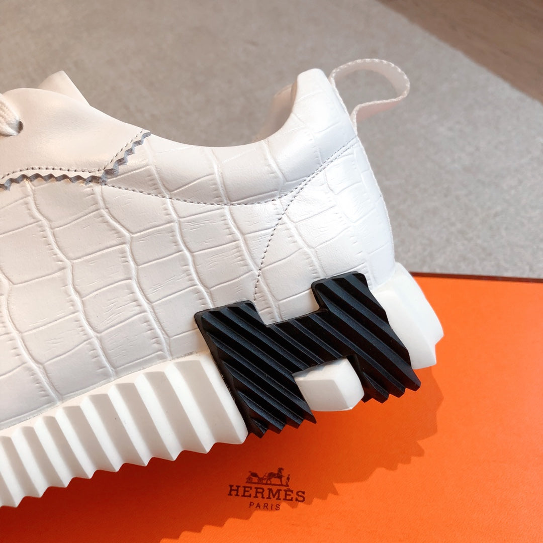 HM Bouncing Sneakers White Embossed Sheepskin 705797