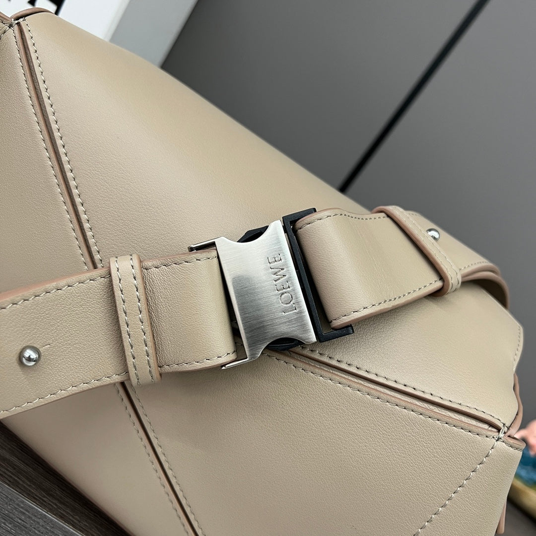 Loewe Puzzle Waist Bag 24 Sand Cowhide