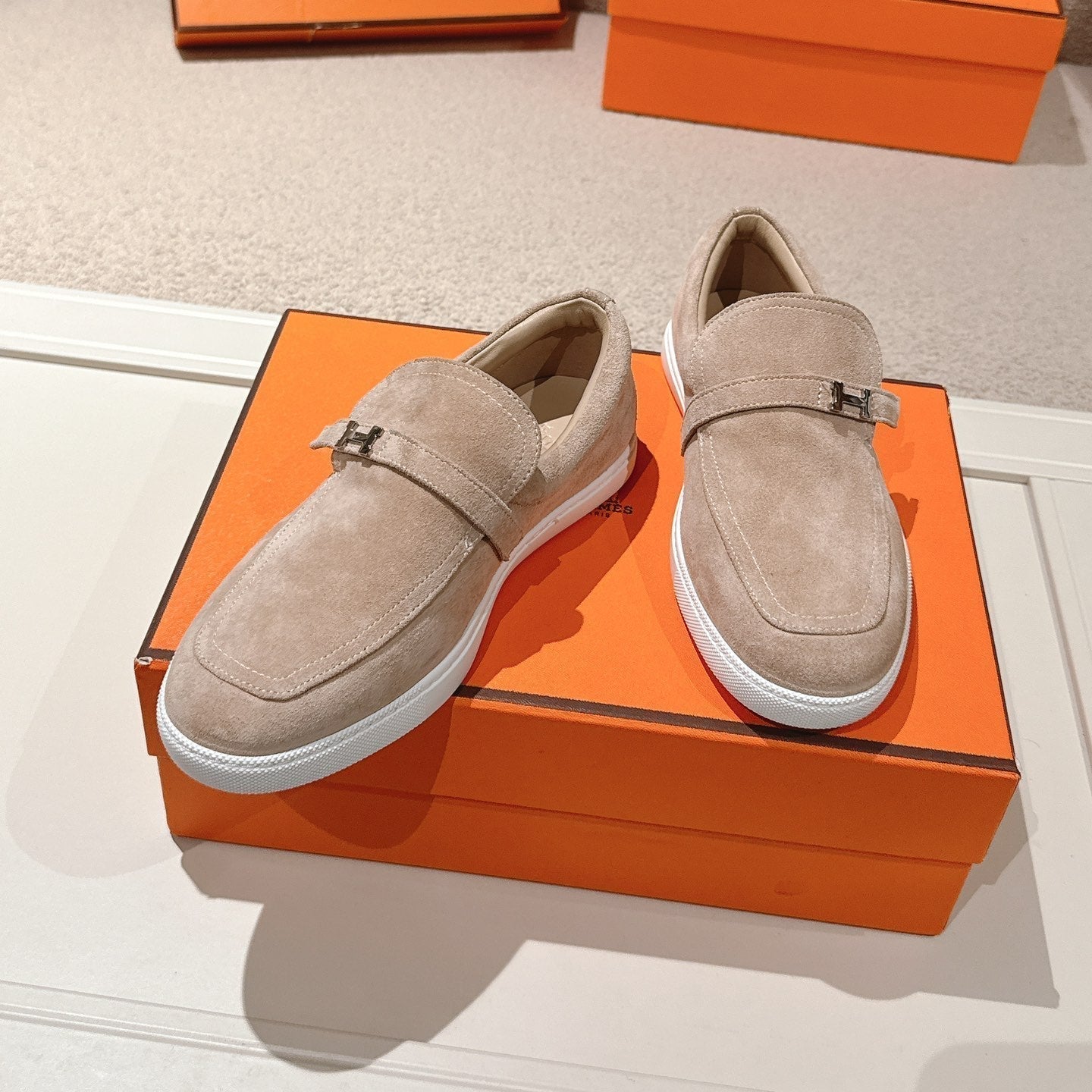 HM 25ss Loafers Beige Suede 577158