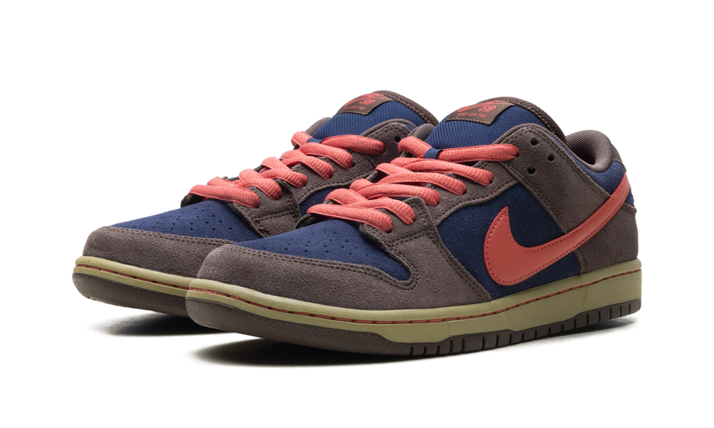 SB Dunk Low Pro "Baroque Brown Adobe" HQ1625 200