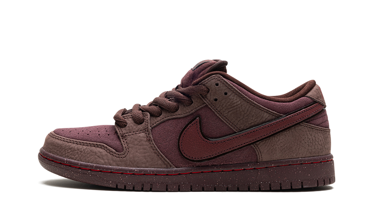 SB Dunk Low "City of Love" FN0619 600