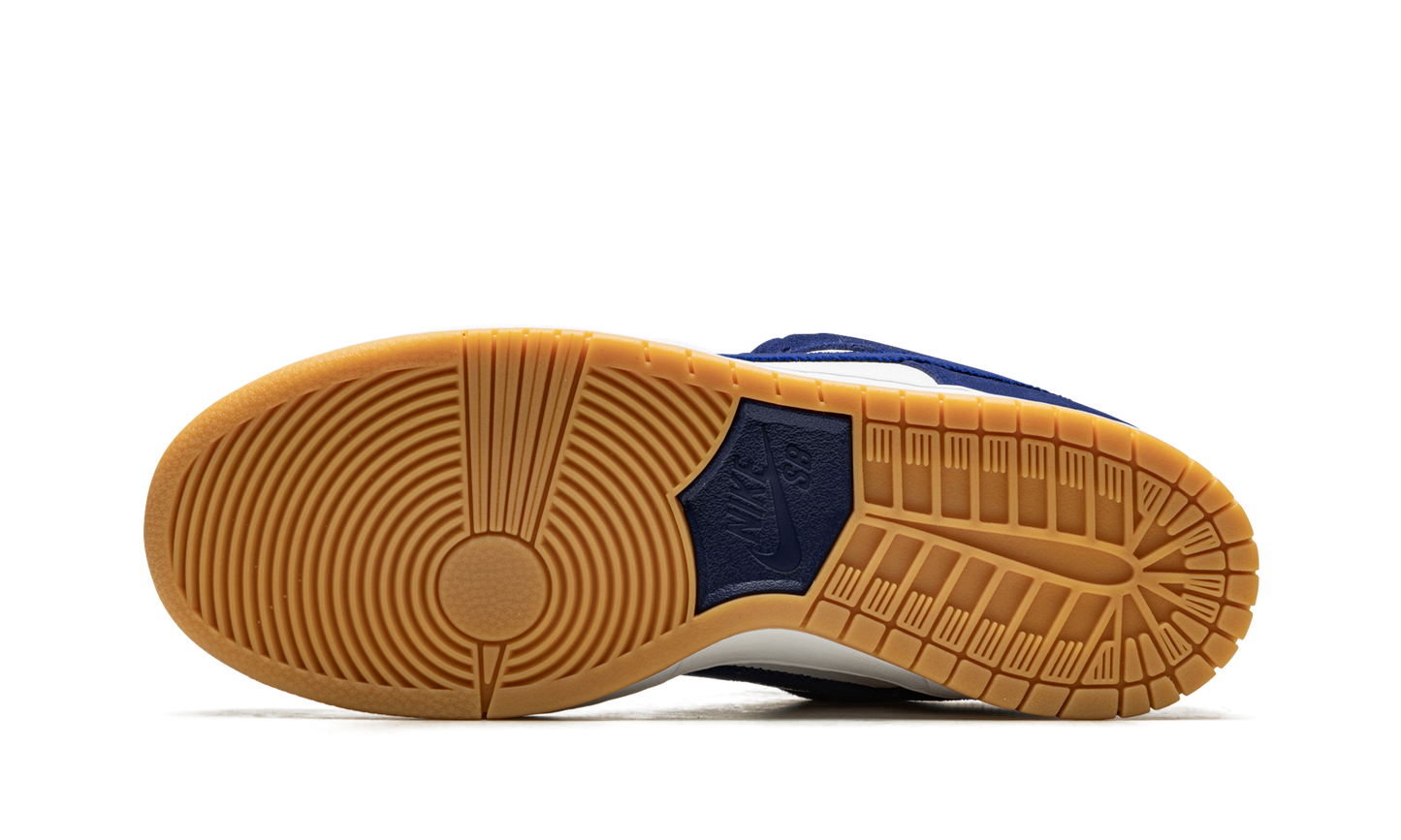SB Dunk Low "Los Angeles Dodgers" DO9395 400