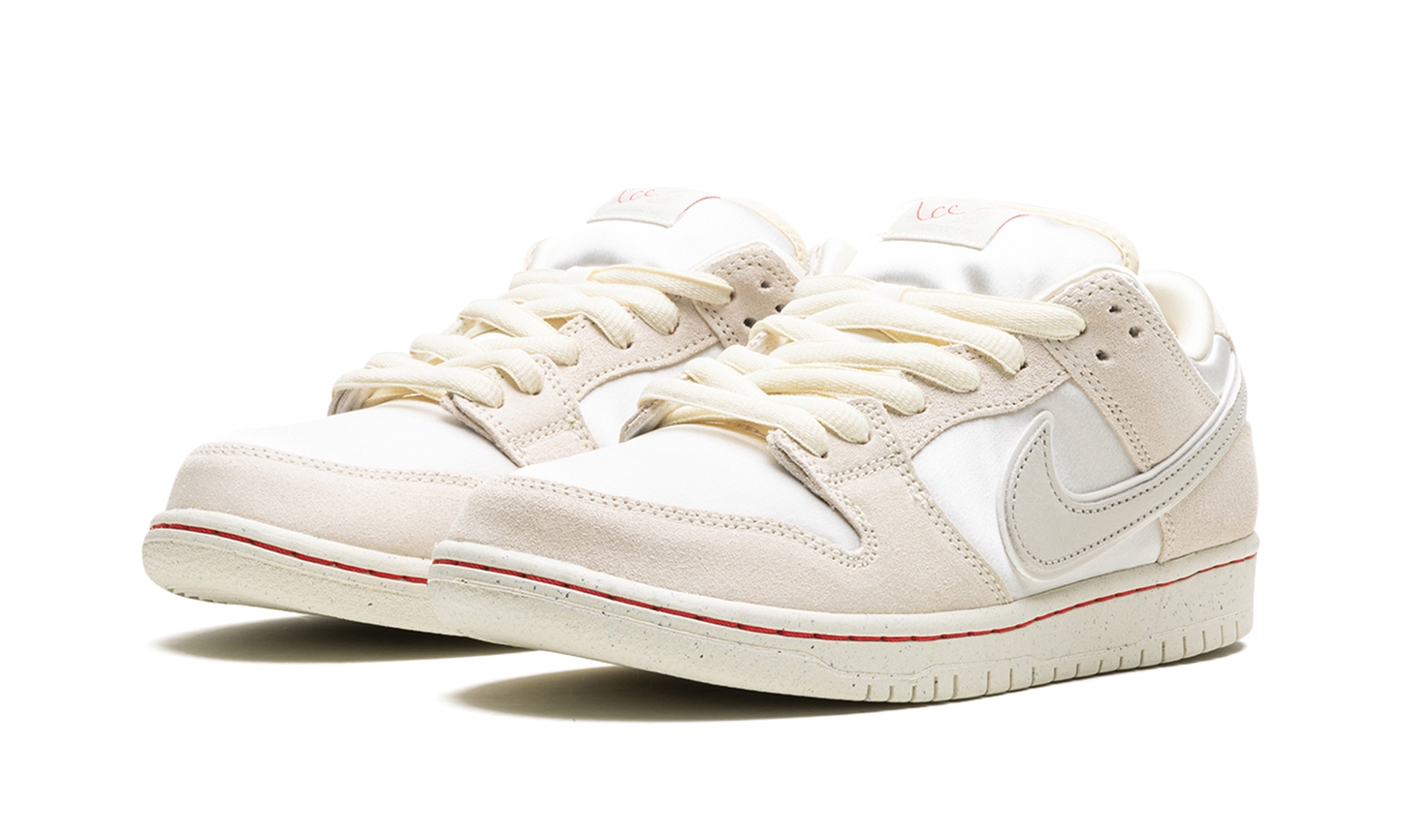 SB Dunk Low "Valentine's Day - Low Love Found" FZ5654 100