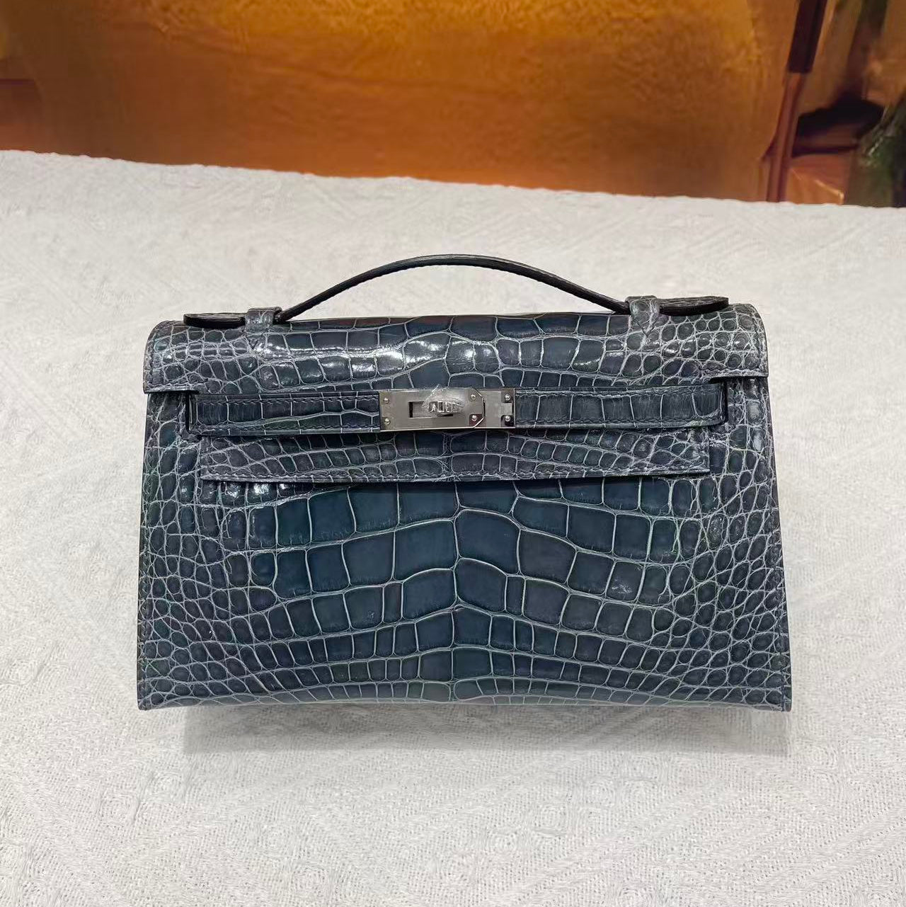 HM Kelly 22cm Dark Blue-Gray Patent Corocodile (Production needs 12 days to complete)