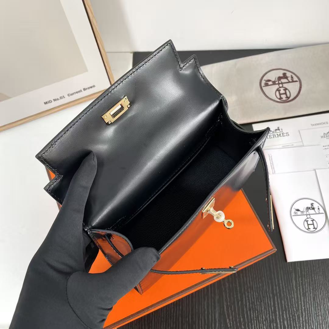 HM Kelly 25cm Glossy Cowhide GHW