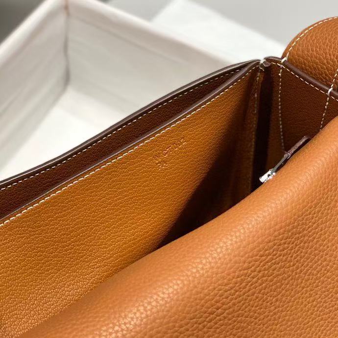 HM Steve Light Junior Messenger Bag Tan Togo Calfskin