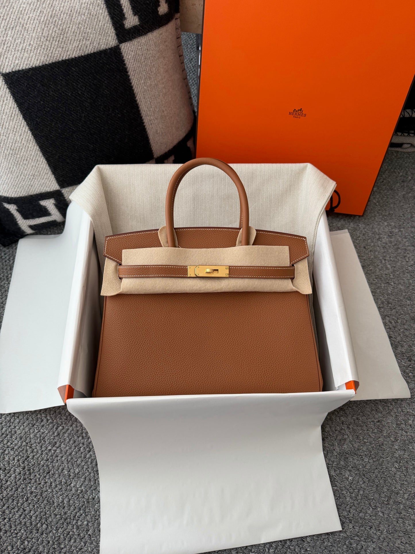 HM BIRKIN 25CM BROWN TOGO LEATHER GOLD HARDWARE (MADE - TO - ORDER)
