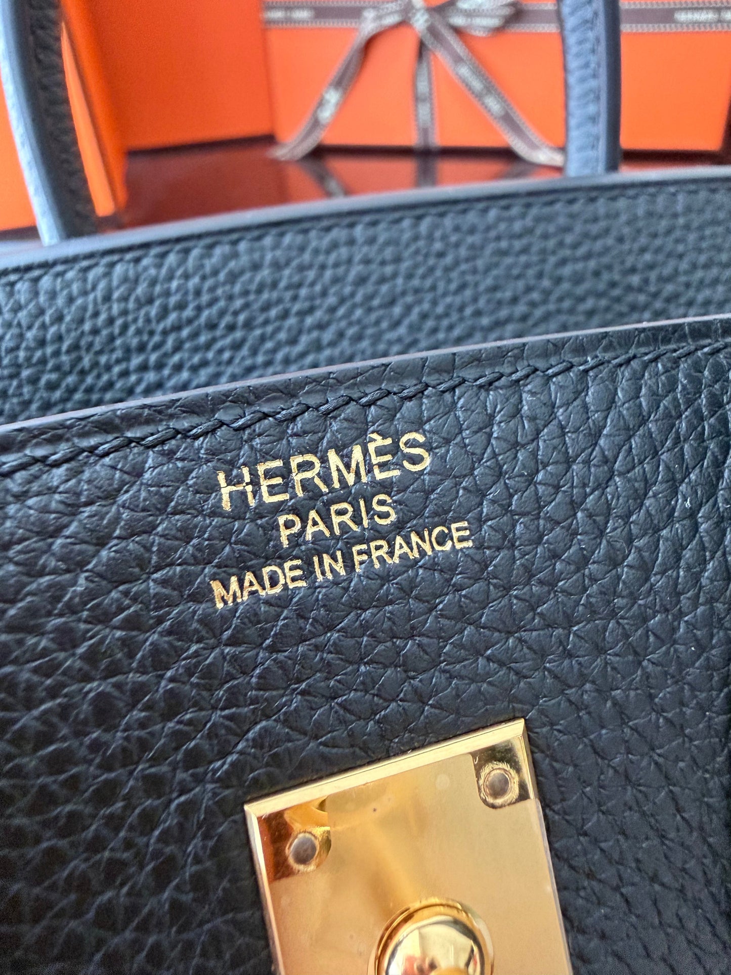 HM BIRKIN 25CM BLACK TOGO LEATHER GOLD HARDWARE (MADE - TO - ORDER)