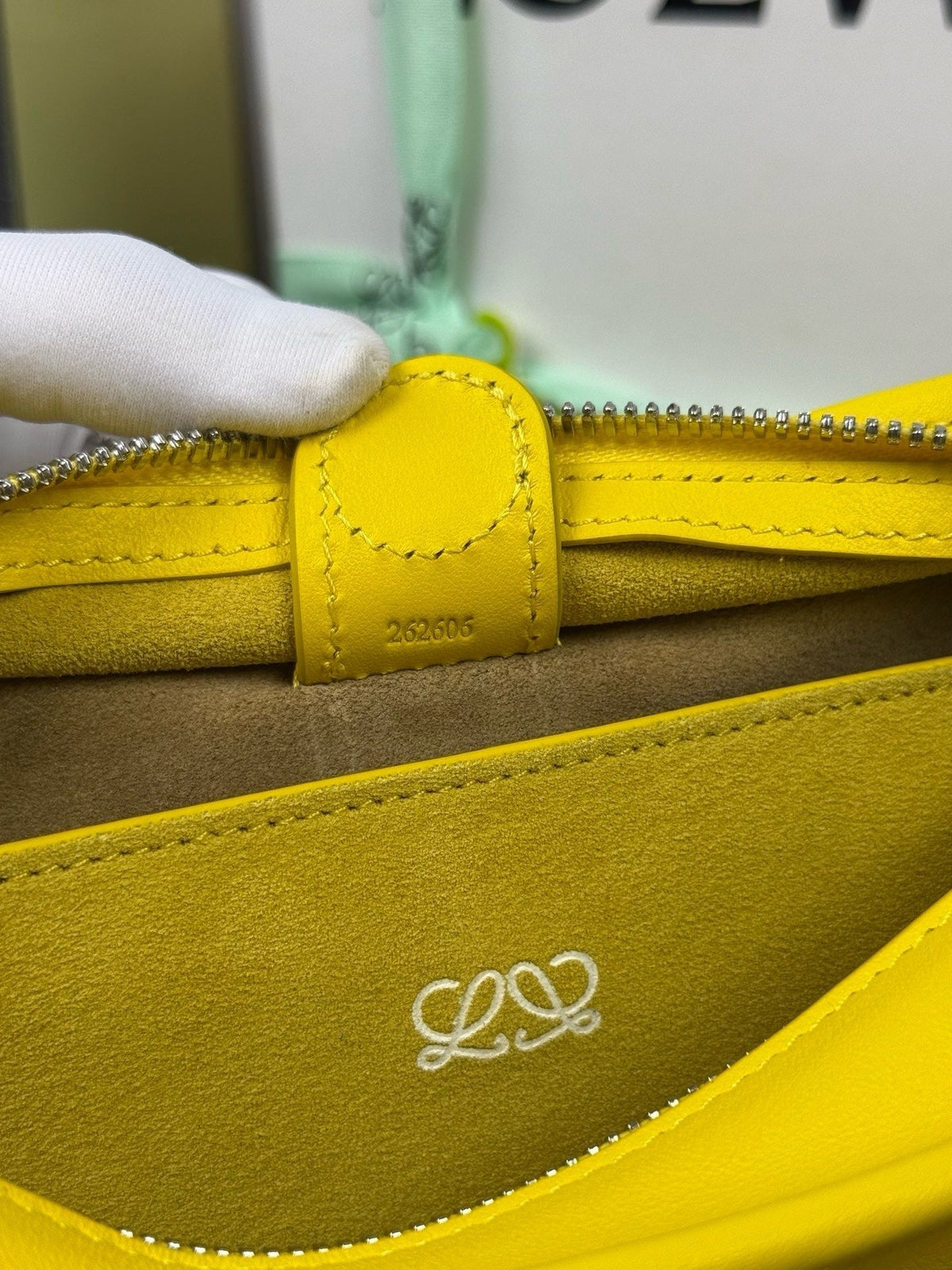 Loewe 2026 Amazona 180 Bag 24cm Yellow Calfskin