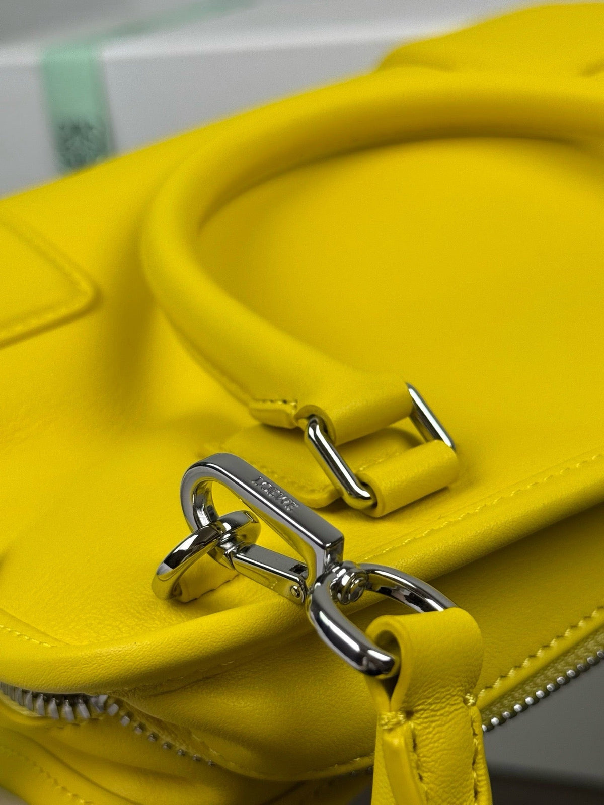 Loewe 2026 Amazona 180 Bag 24cm Yellow Calfskin