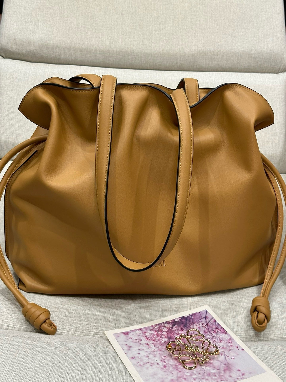 Loew Beige Large Flamenco Puffer Shoulder Bag