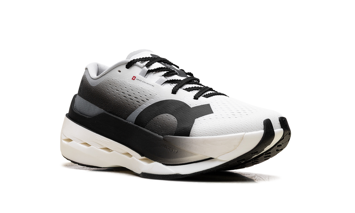 Cloudboom Max Wmns "White / Black" 3WF30180462