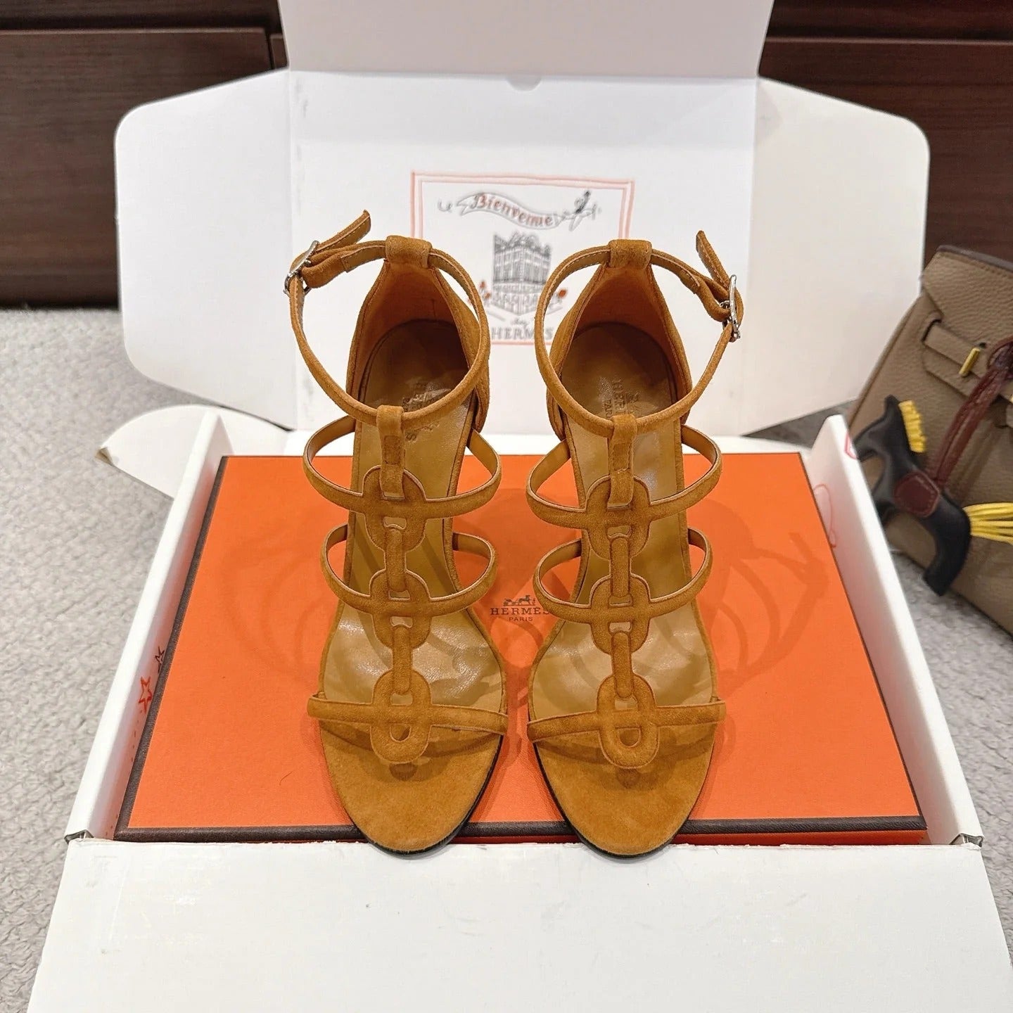 HM 26ss High Heels Sandals 10.5 Light Brown Suede 686014