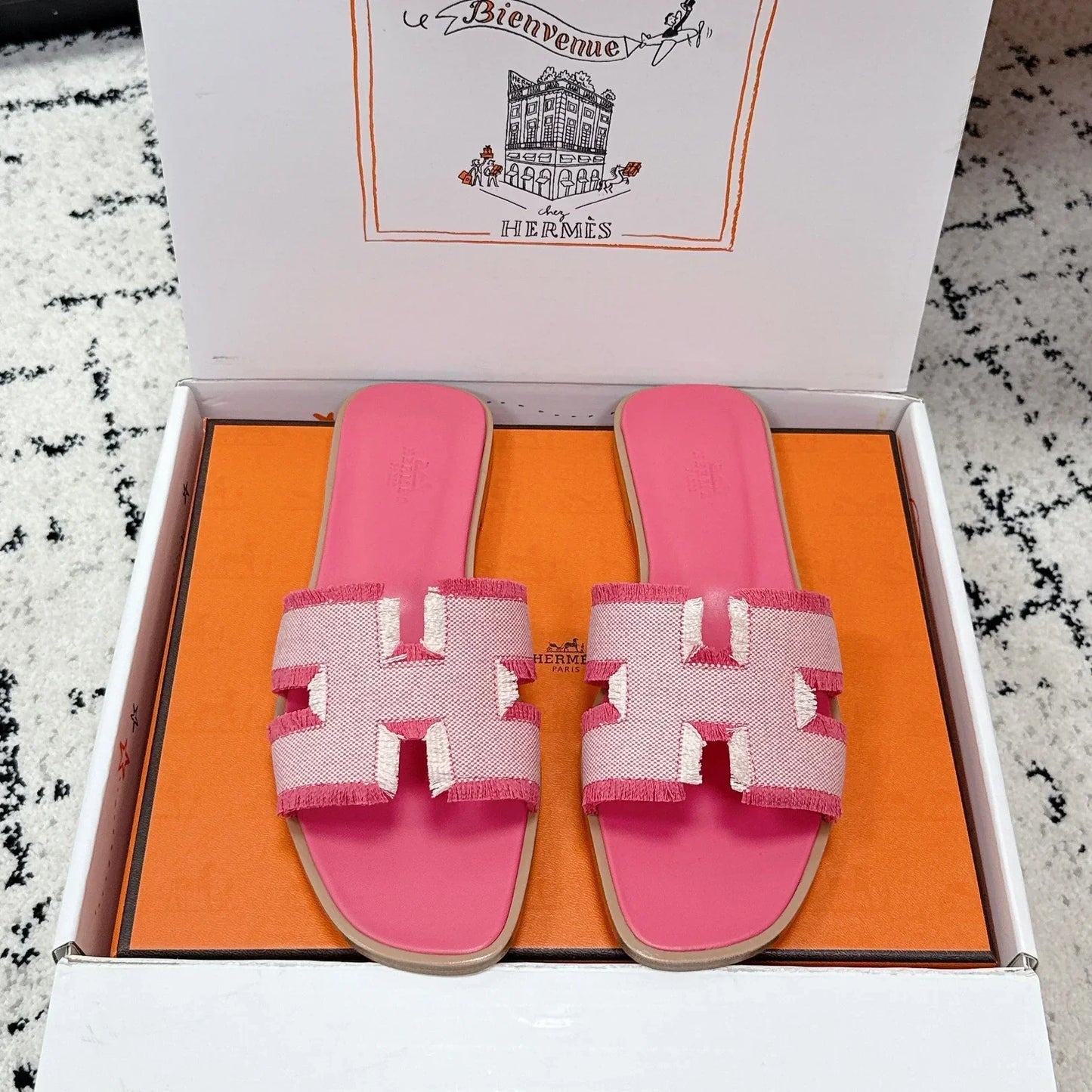 HM 26ss Oran Sandals Pink White Canvas Cowhide 617216