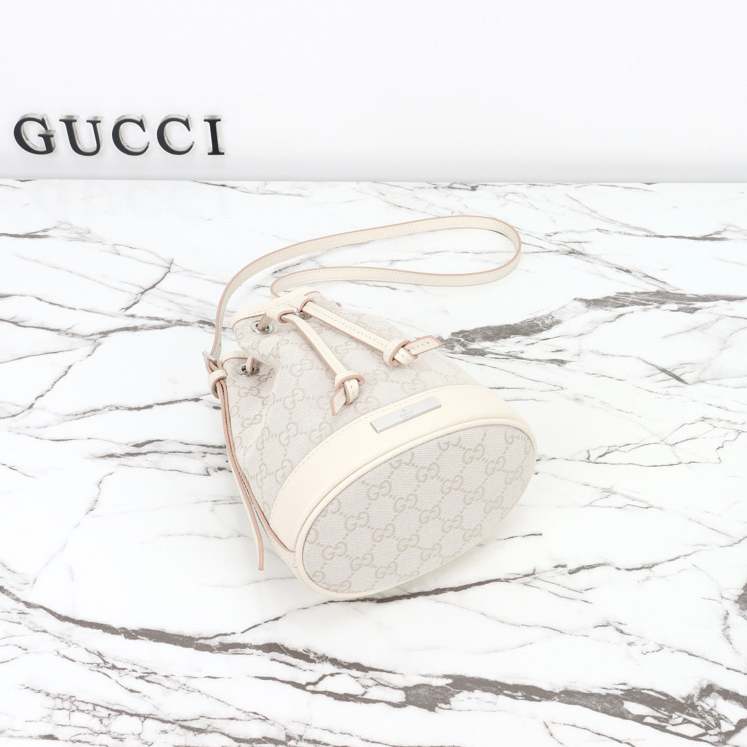 Gucci 2026 Tribeca Small Bucket Bag 20cm Cream Canvas Leather
