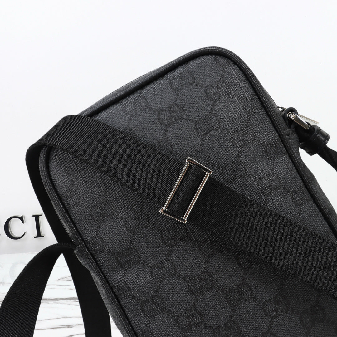 Gucci 2026 Essence Classic Mini Bag 20cm Black Canvas Leather
