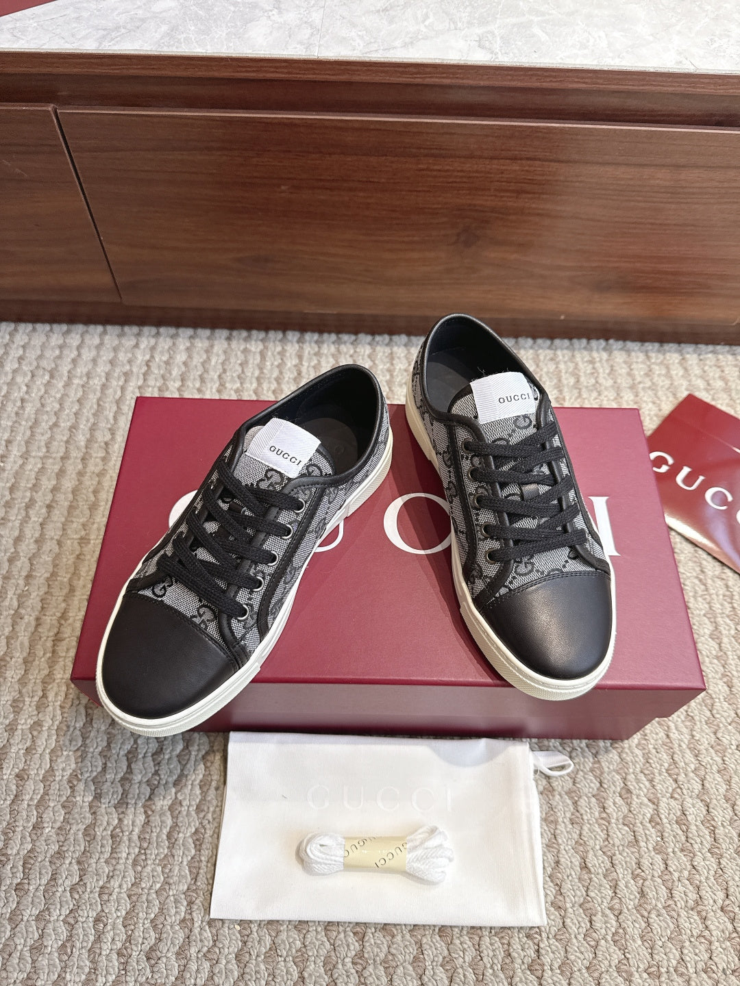 GG Tennis 1977 Low-Top Sneakers Black Grey Leather Canvas 104423