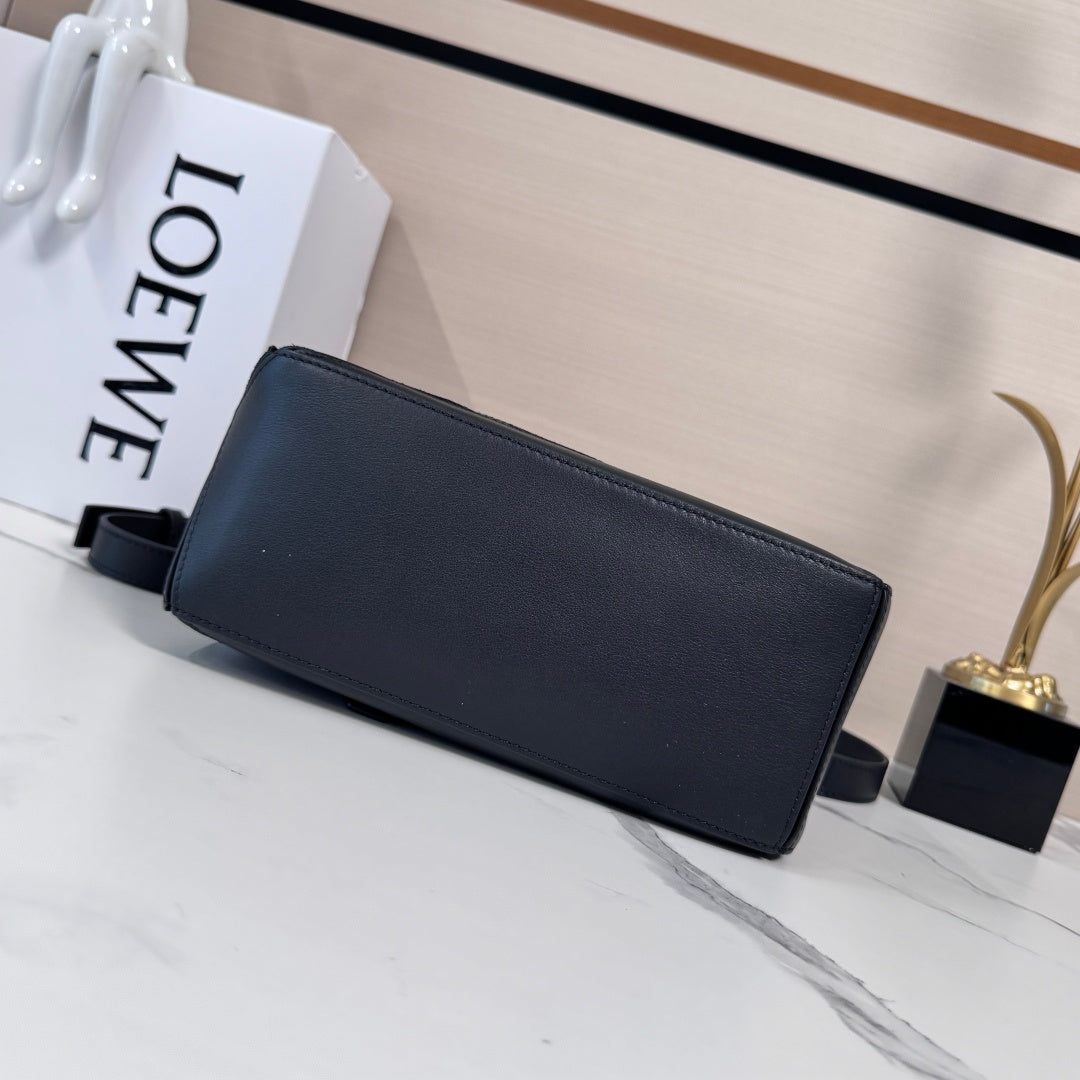 Small Puzzle Bag Black Calfskin Suede