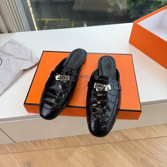 HM 26s Destin Mule Black Crocodile Leather 967706