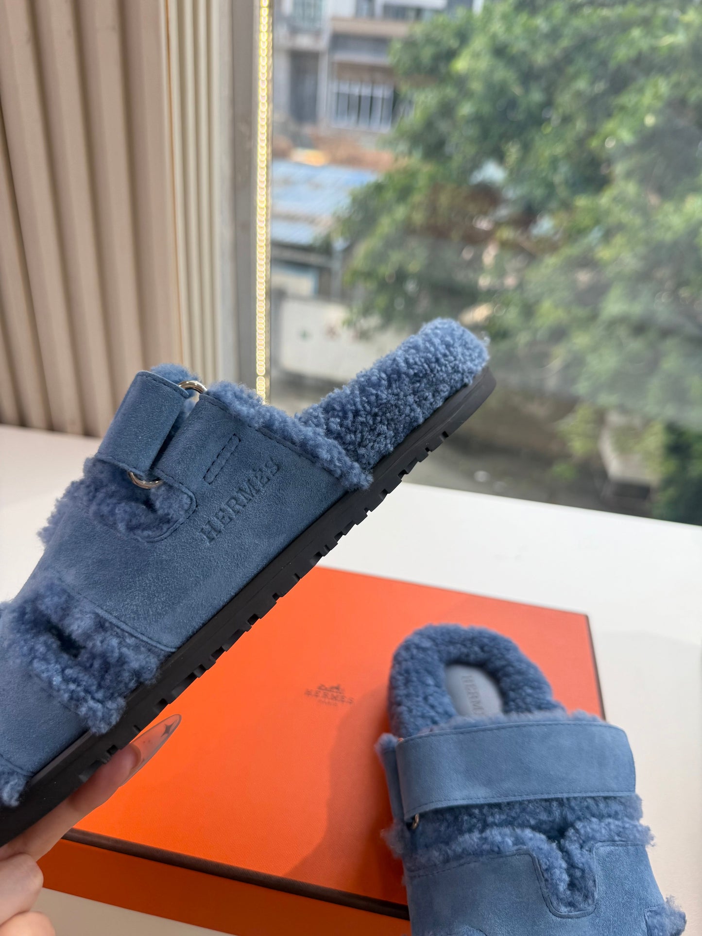 HM Chypre Sandals Dark Blue Shearling Suede 967718