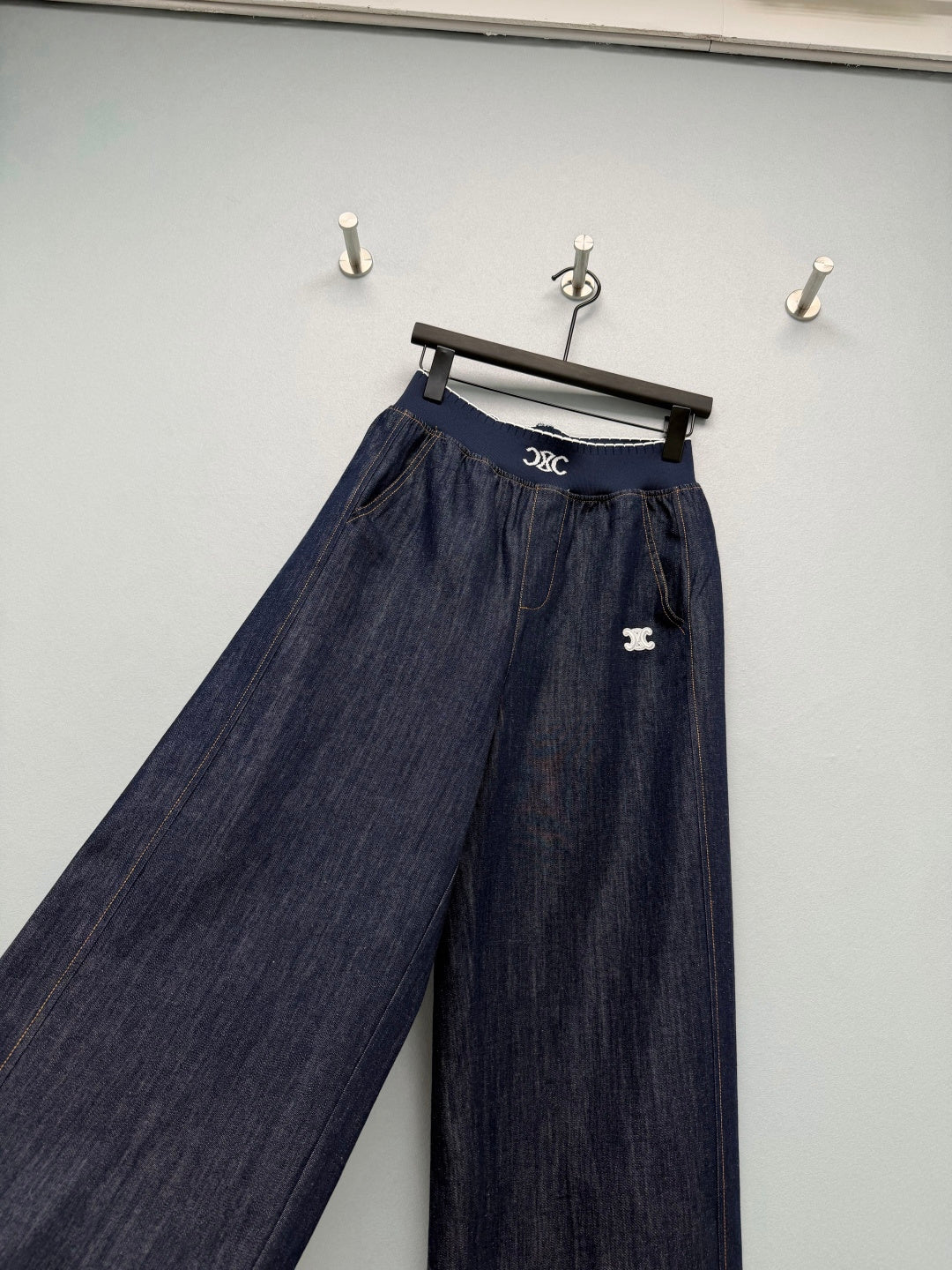 Celine 26s Waist Wide-Leg Jeans Dark Blue Denim 399309