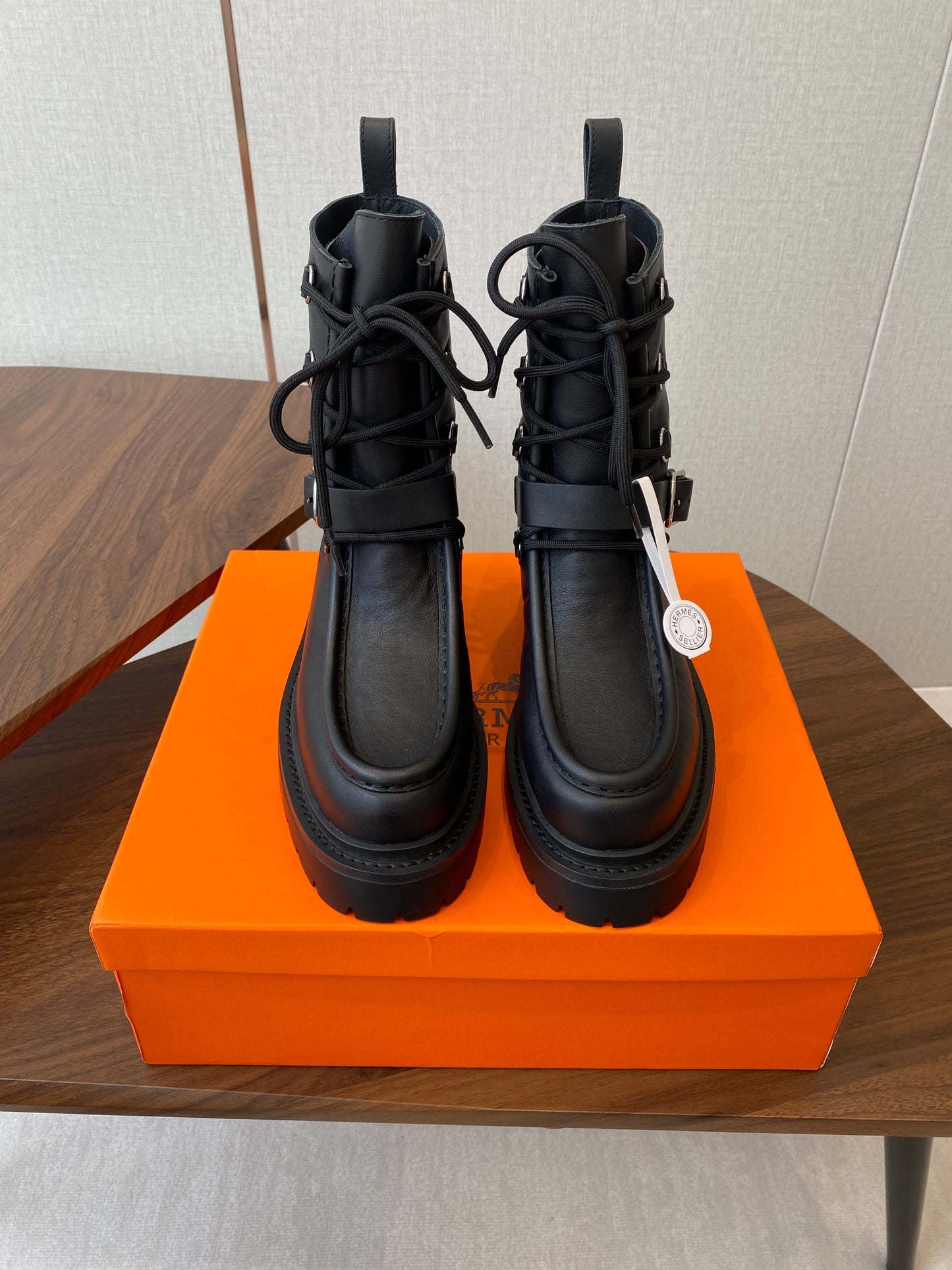 HM 25s Classic Boots Black Cowhide 422588
