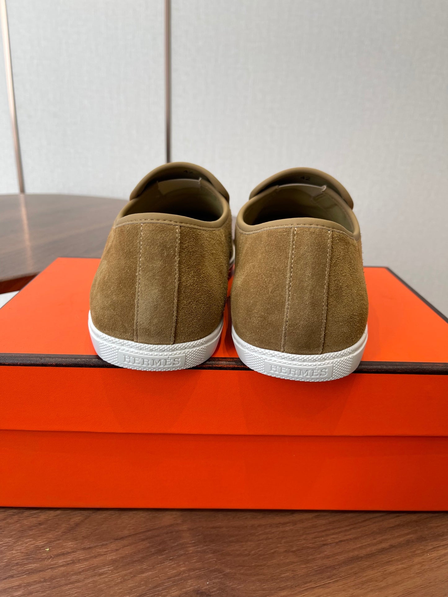 HM Jour Loafers Dark Khahi Suede 579012