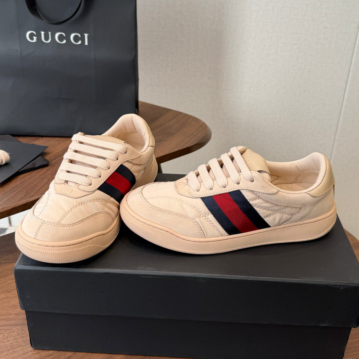 GG 26s Screener Sneaker Beige Padded Nylon 102152