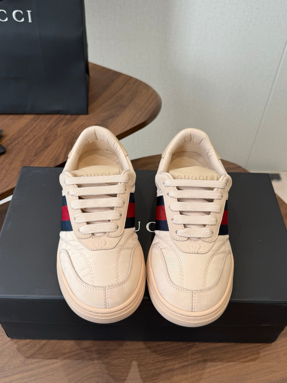 GG 26s Screener Sneaker Beige Padded Nylon 102152