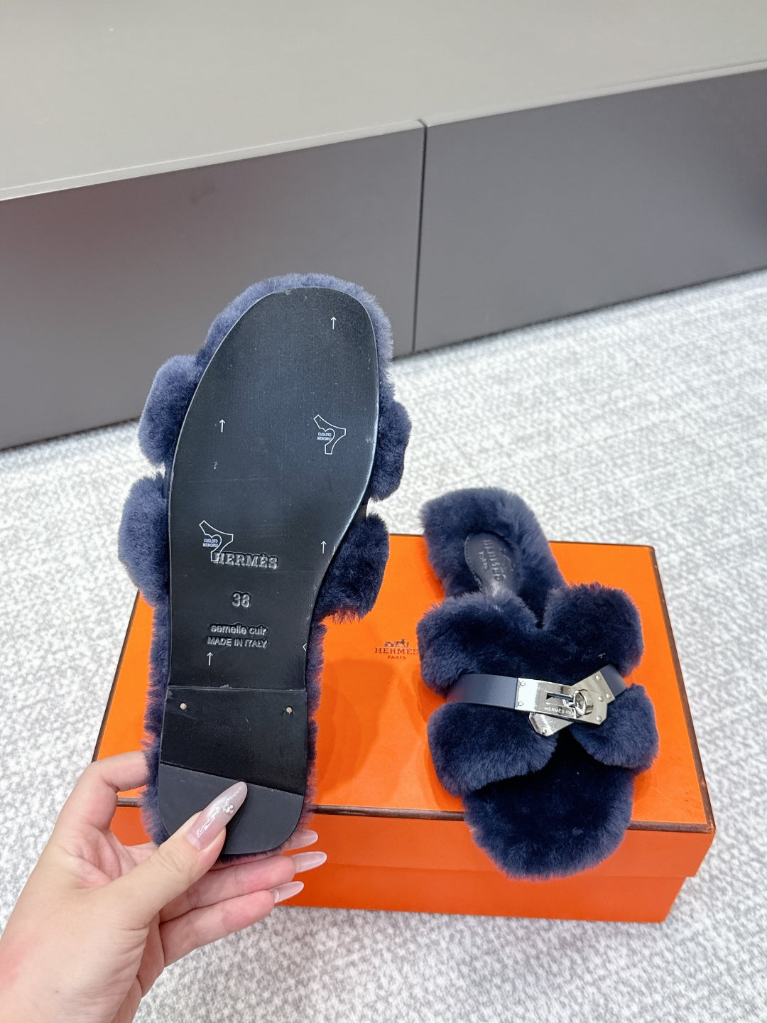 HM 25s H Shaped Slipper with Buckle Navy Blue Shearling 462192