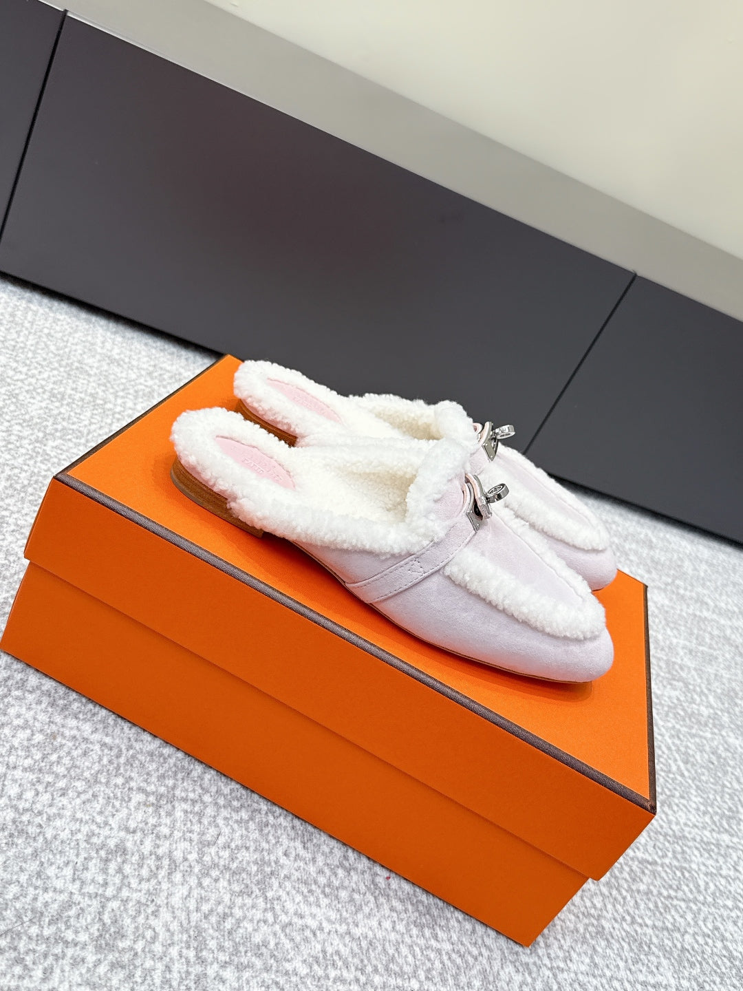 HM 25ss Oz Mule Light Rose Suede And Shearling 461938
