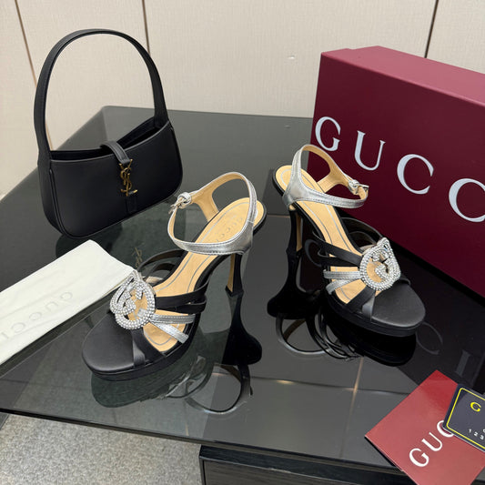 GG Pump 10.5cm With Crystal Interlocking G Black Sliver Leather